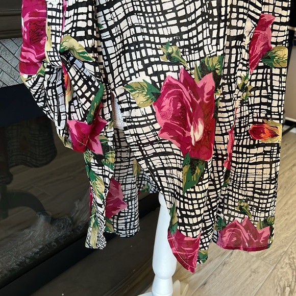 • Vincente lightweight floral patterned top, L • - Picture 4 of 9